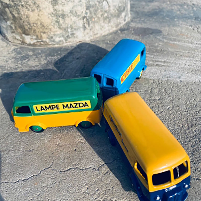 Maßstab 1:64 Dinky Toys Legier – Party Games Bus Bewertung und Preis